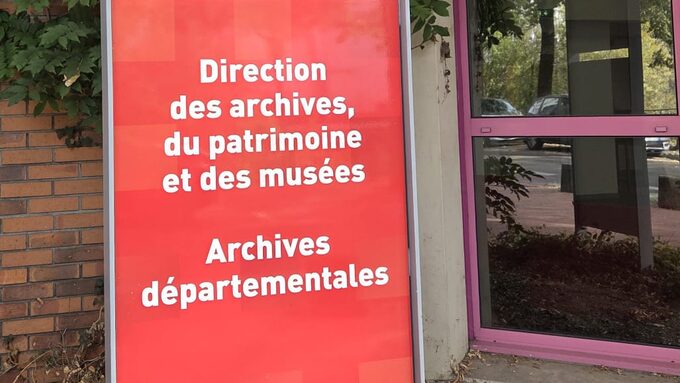 PHOTO-Archives-01.jpg